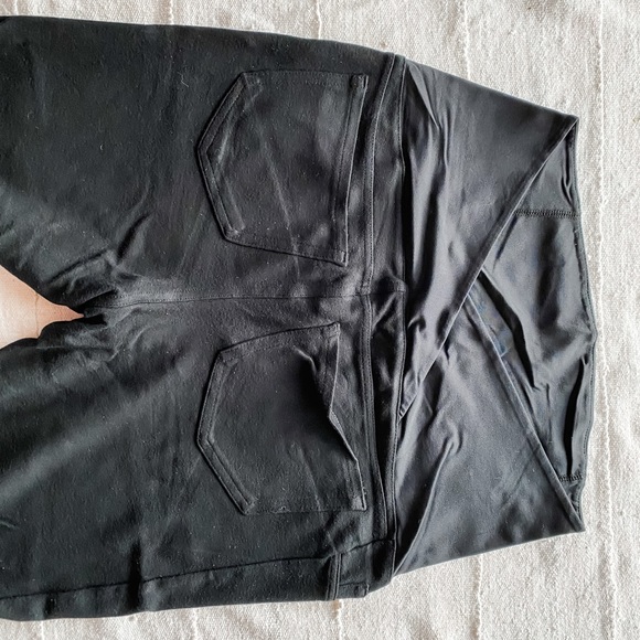 Isabel Maternity Jeggings - Picture 2 of 4